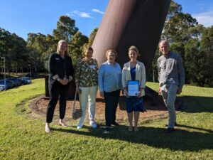 Scholarship winner with CSIRO Alumni members